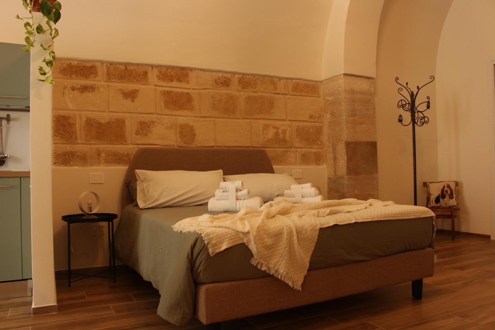 Vita Lenta Apulian Rooms Trani Bagian luar foto