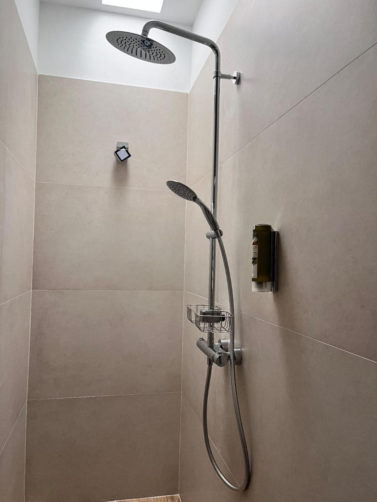 Vita Lenta Apulian Rooms Trani Bagian luar foto