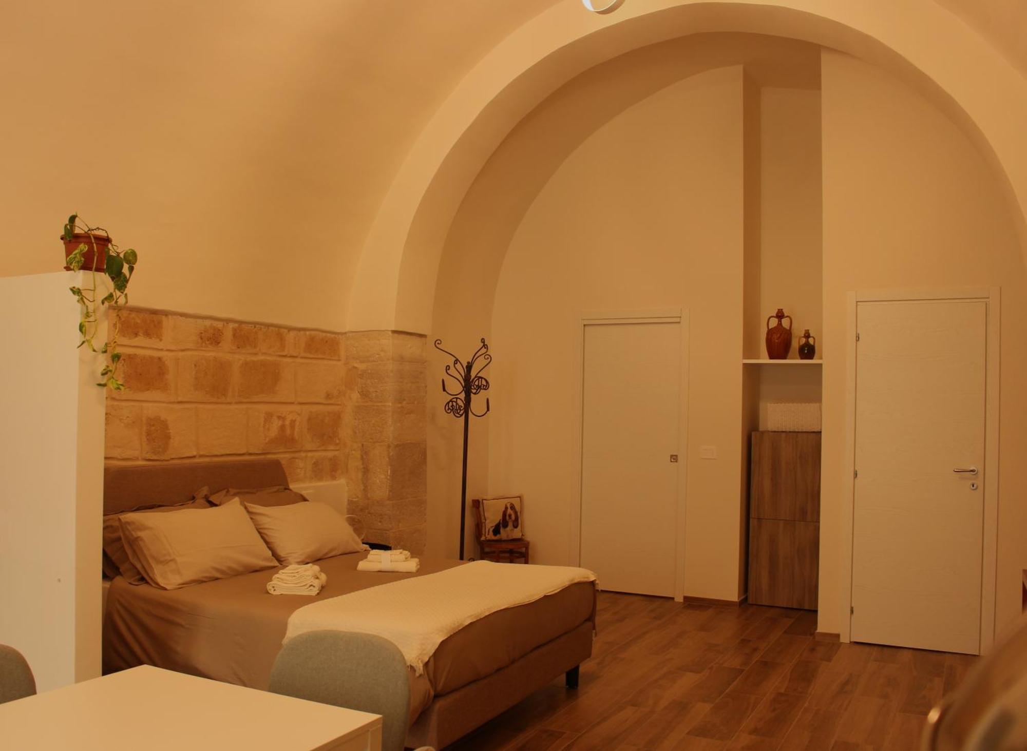 Vita Lenta Apulian Rooms Trani Bagian luar foto